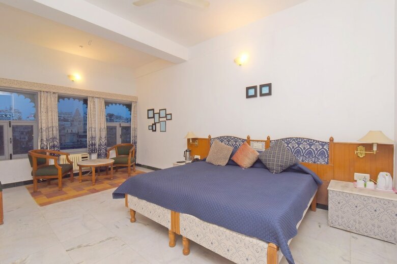 Hotel Sarovar On Lake Pichola