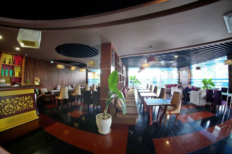 Tran Long Binh Duong Hotel