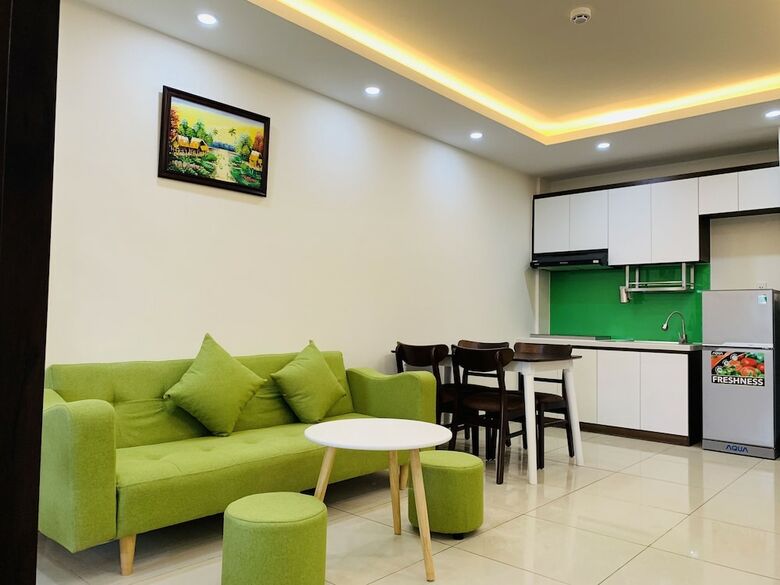 Tran Long Binh Duong Hotel