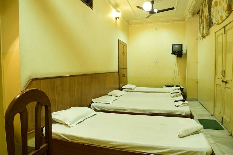 Bani Park Hotel