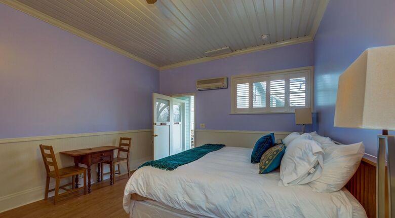 Hotel Carlisle Garden Suites