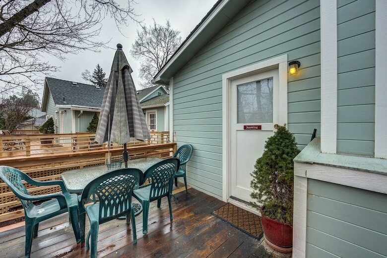 Hotel Carlisle Garden Suites