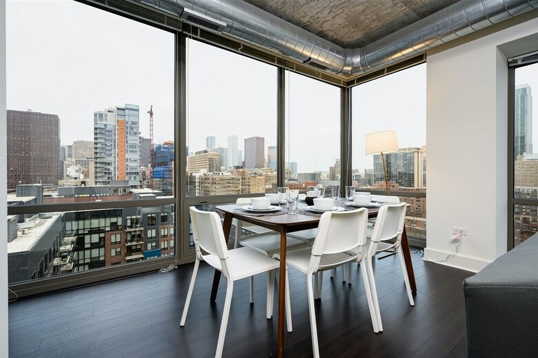 Hotel Kasa Chicago South Loop Apartments
