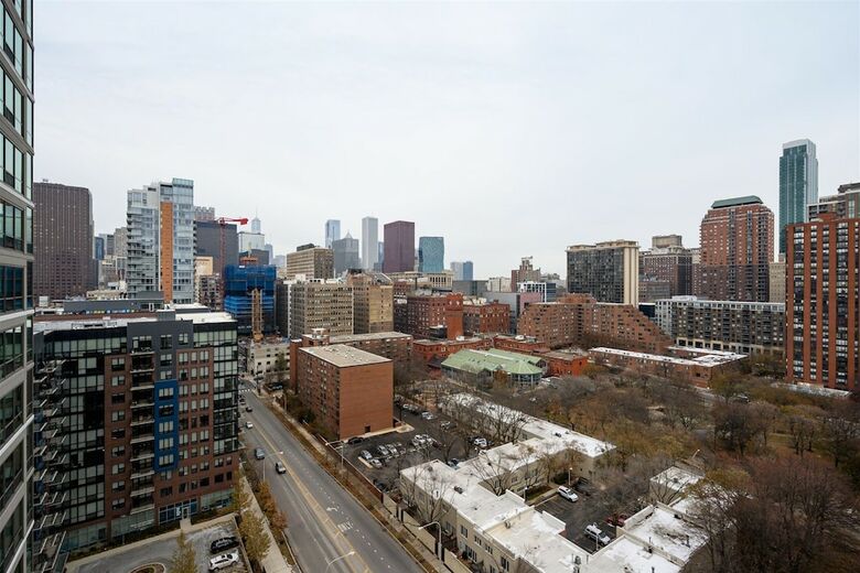 Hotel Kasa Chicago South Loop Apartments