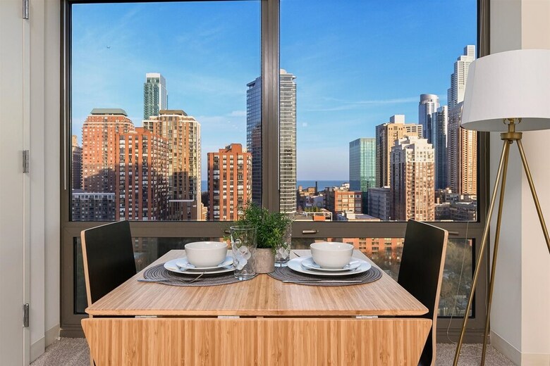 Hotel Kasa Chicago South Loop Apartments