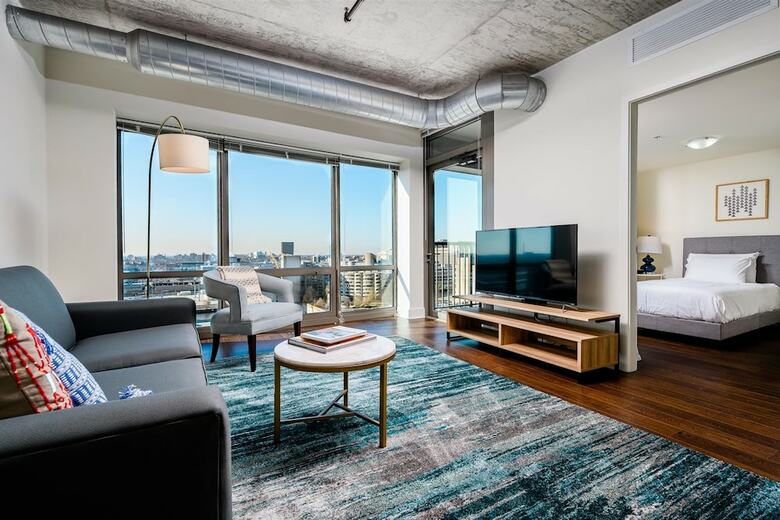 Hotel Kasa Chicago South Loop Apartments