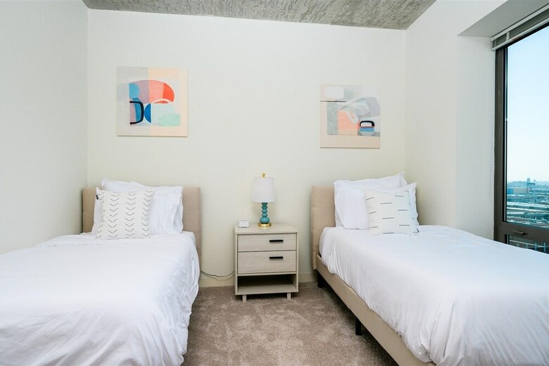 Hotel Kasa Chicago South Loop Apartments