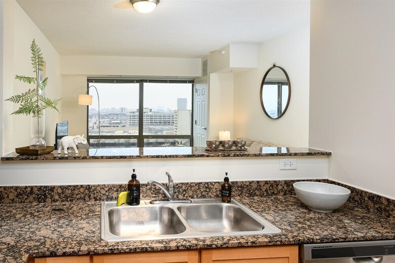 Hotel Kasa Chicago South Loop Apartments