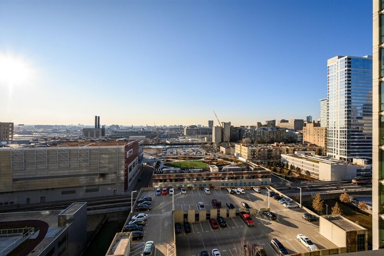 Hotel Kasa Chicago South Loop Apartments