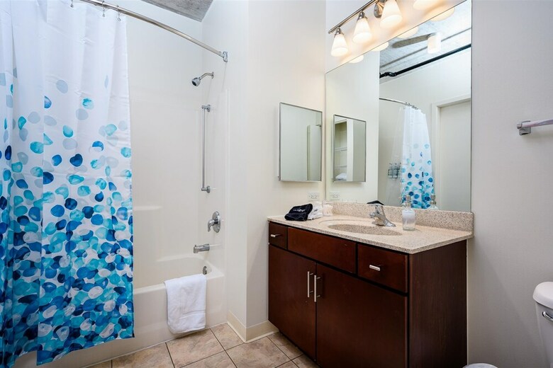 Hotel Kasa Chicago South Loop Apartments