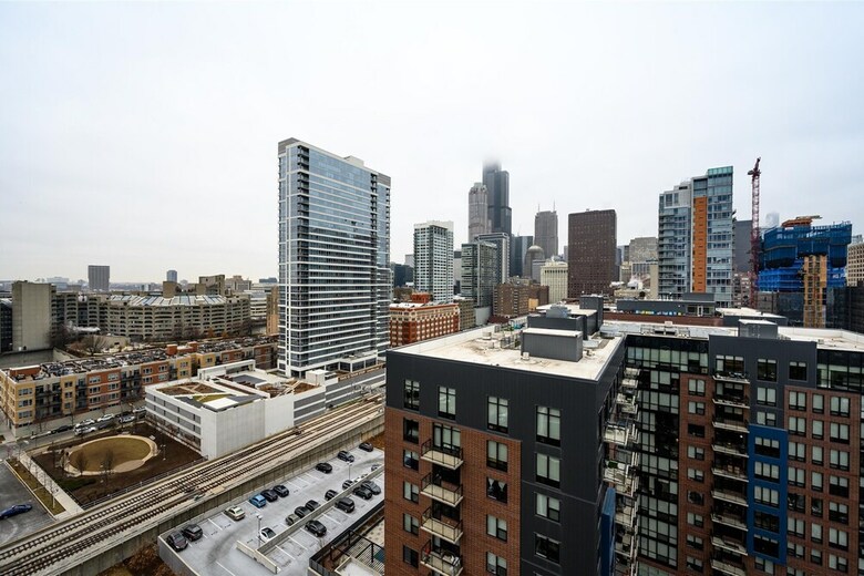 Hotel Kasa Chicago South Loop Apartments