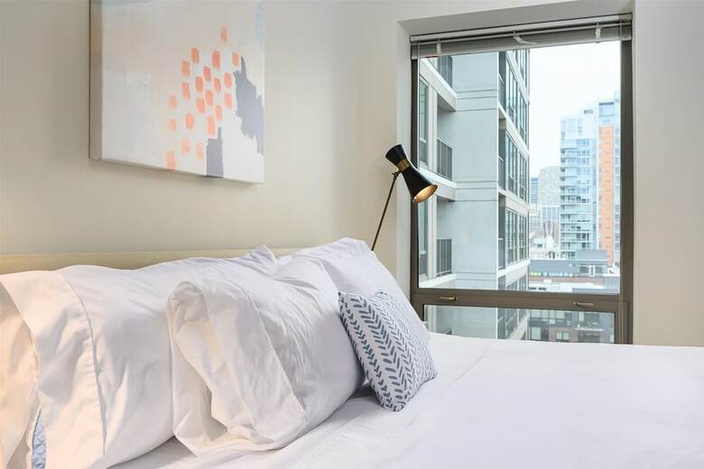 Hotel Kasa Chicago South Loop Apartments