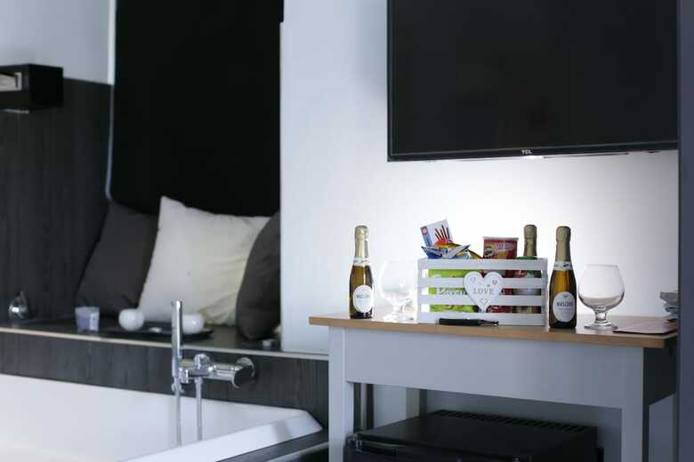Esposito Plaza - Rooms & Suite