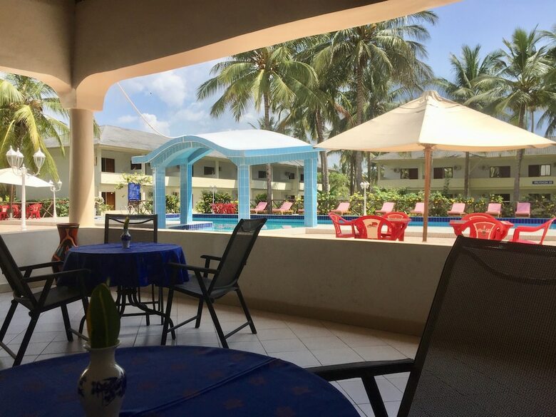 Oceanic Bay Hotel & Resort