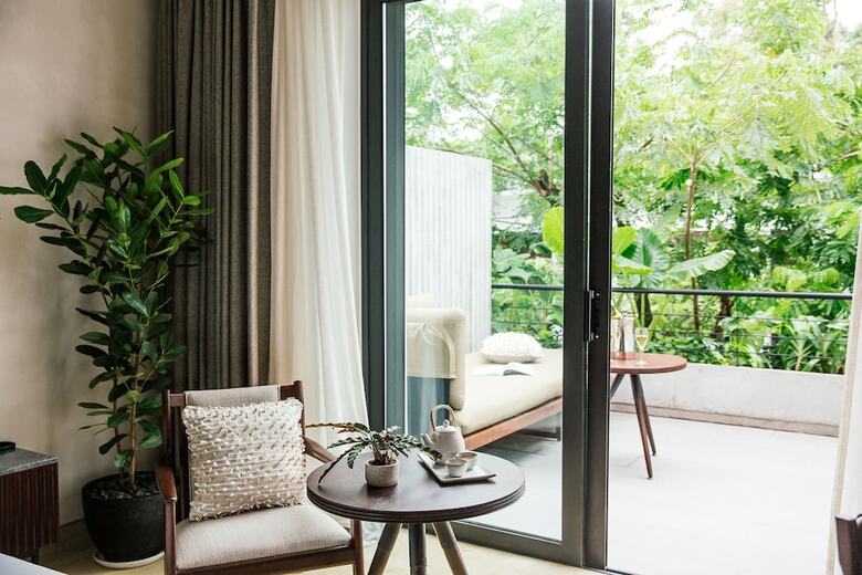 Hotel Treeline Urban Resort