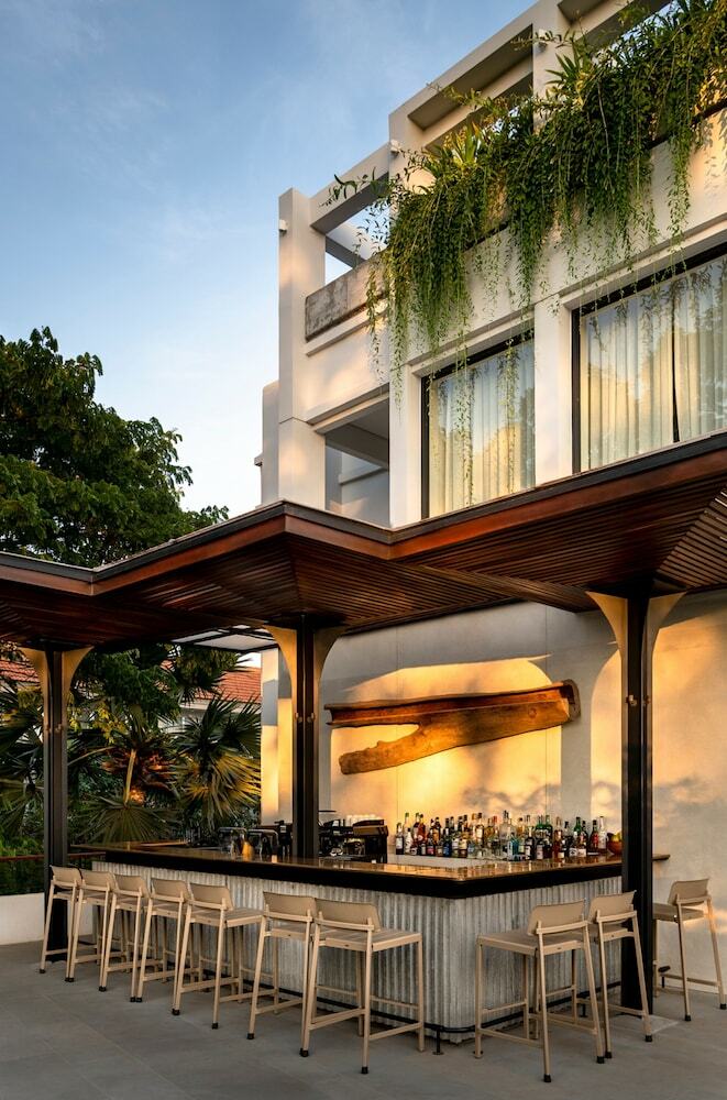 Hotel Treeline Urban Resort