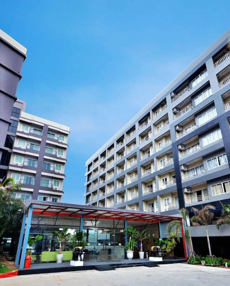 Hotel Apple Holiday