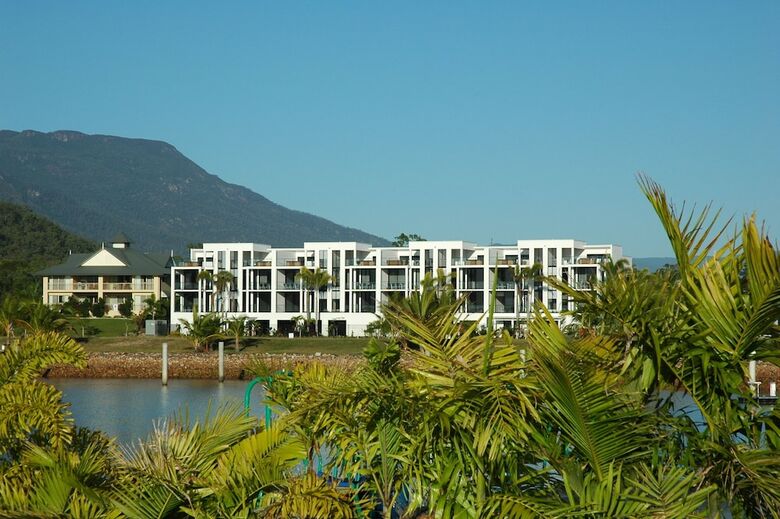 Hinchinbrook Holiday Apartments