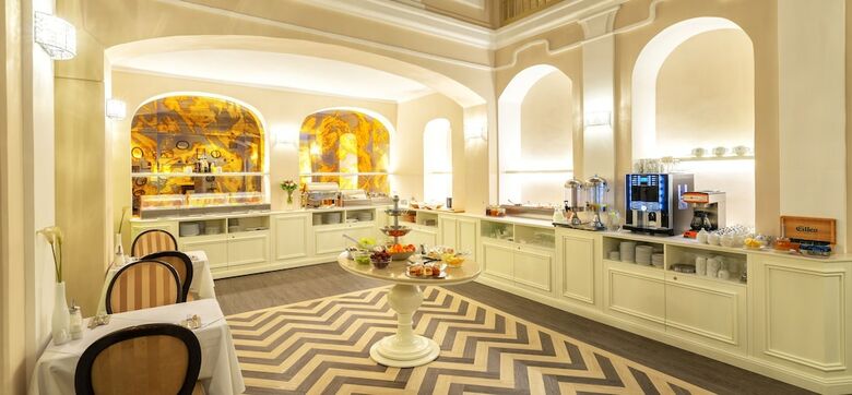 Promen�da Romantic Hotel