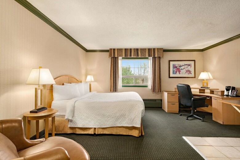 Hotel Travelodge By Wyndham Dawson Creek