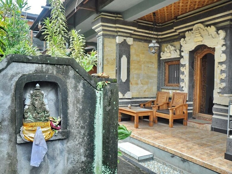 Hotel Akindu Home Stay