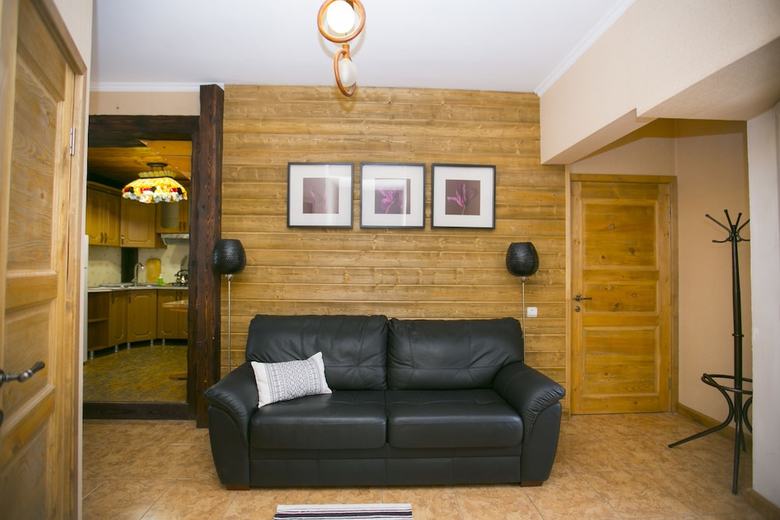 Hotel Cherepanovs' Guest House