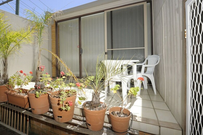The Crest Unit 1 - Shoal Bay