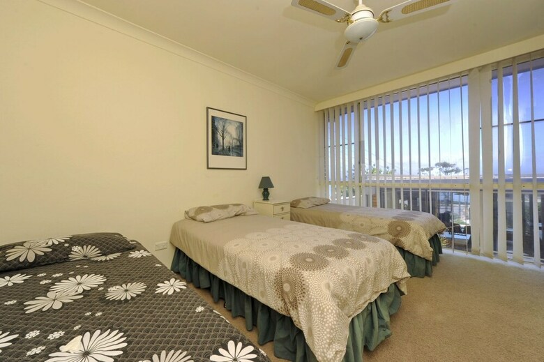 The Crest Unit 1 - Shoal Bay