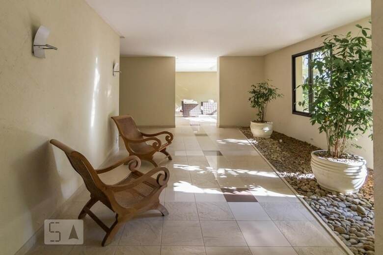 Apartamentos Perfeita Localiza��o E Incr�vel Vista