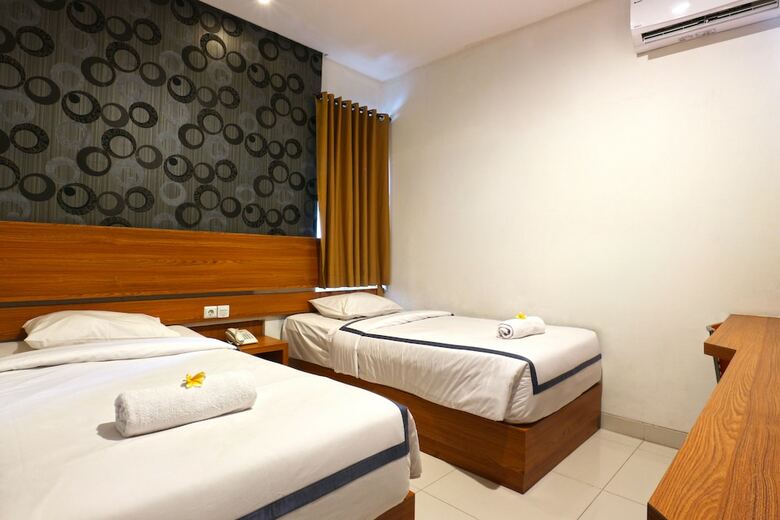 Hotel Size Inn