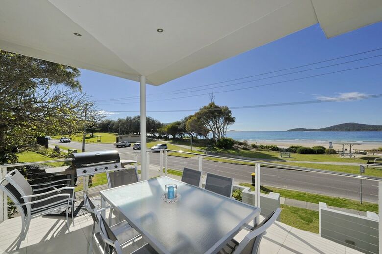 Boulder Bay Rd 1/2 - Fingal Bay