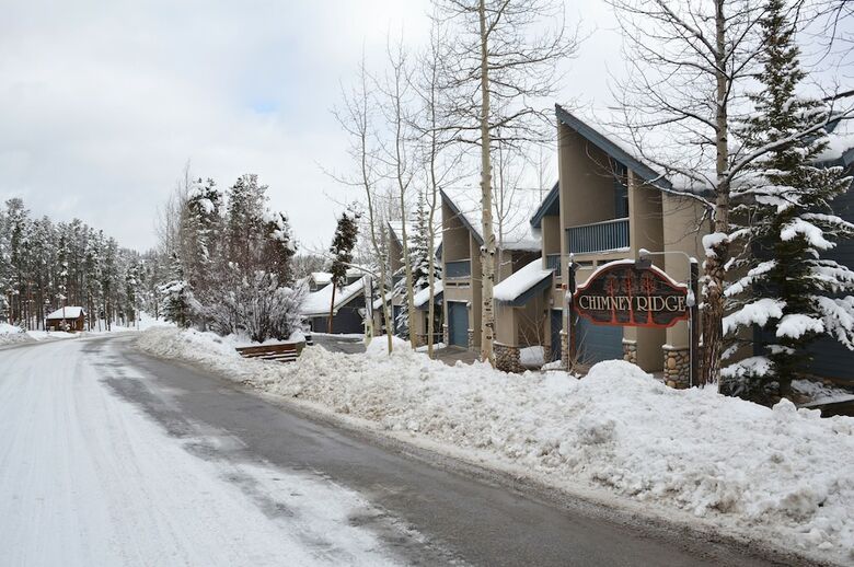 Chimney Ridge By Ski Village Resorts
