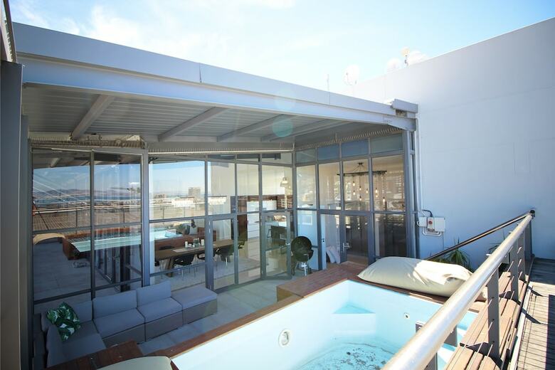 Apartamentos Hillhouse Penthouse 7th Floor