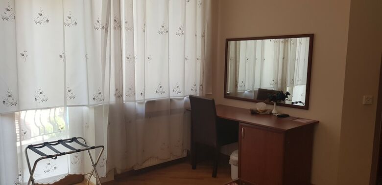 Garden Villa Hotel
