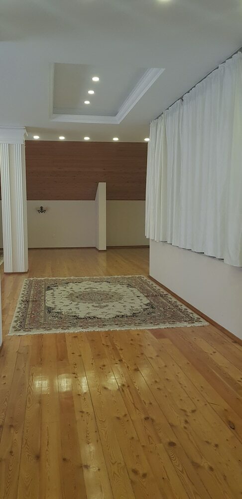 Garden Villa Hotel
