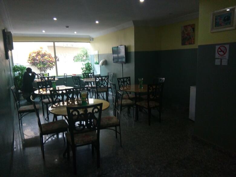 Hotel Zeina Suites Abuja