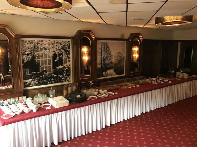 Hotel Zwei Linden - Links Der Elbe