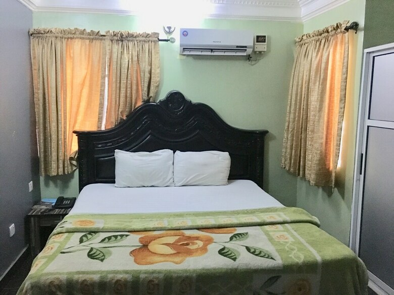Hotel Splendor Suites