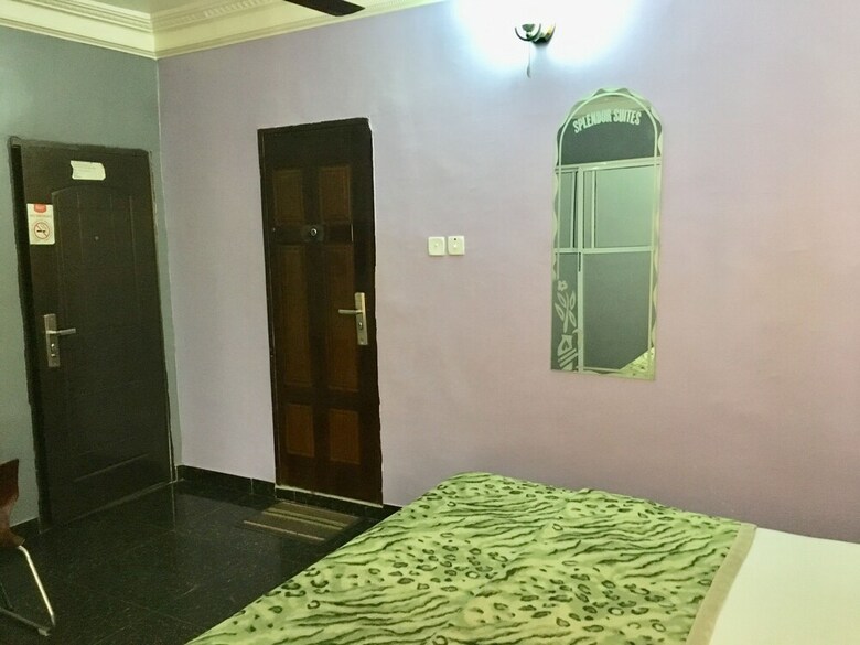 Hotel Splendor Suites