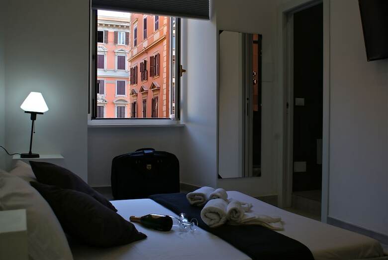 Hotel Empire Suites