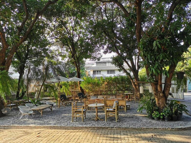 Hotel 24 Samsen Heritage House