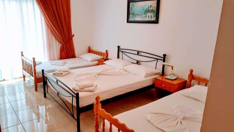 Hotel The First