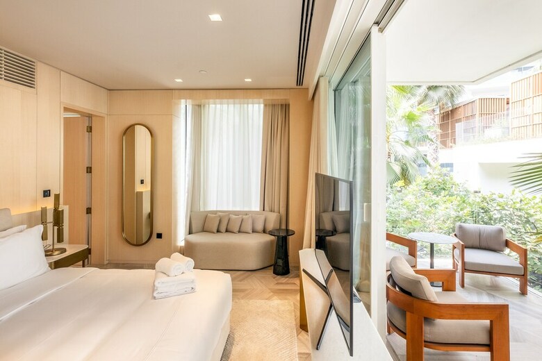 Maison Privee - Five Palm Villa