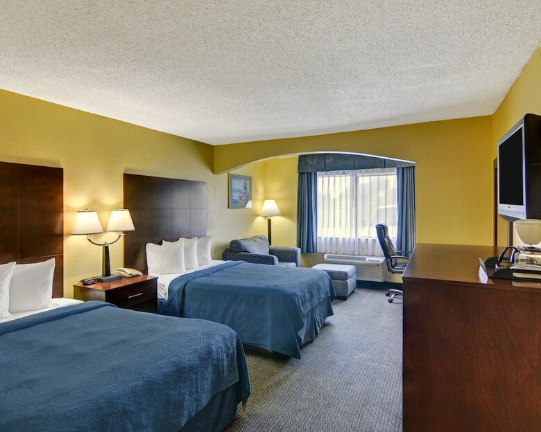 Hotel Quality Inn & Suites