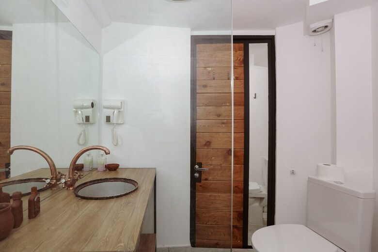 Hotel Baratashvili 12