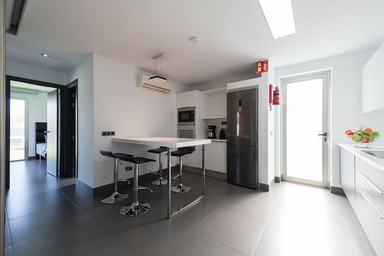 Par 4 Villa 20 Gtcar