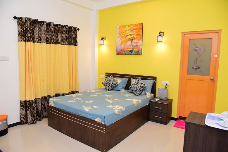 White Villa Airport Transit Hotel