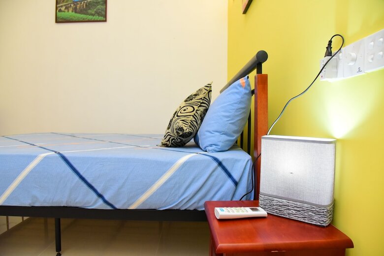 White Villa Airport Transit Hotel