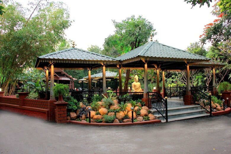 Hotel Aalankrita Resort And Convention