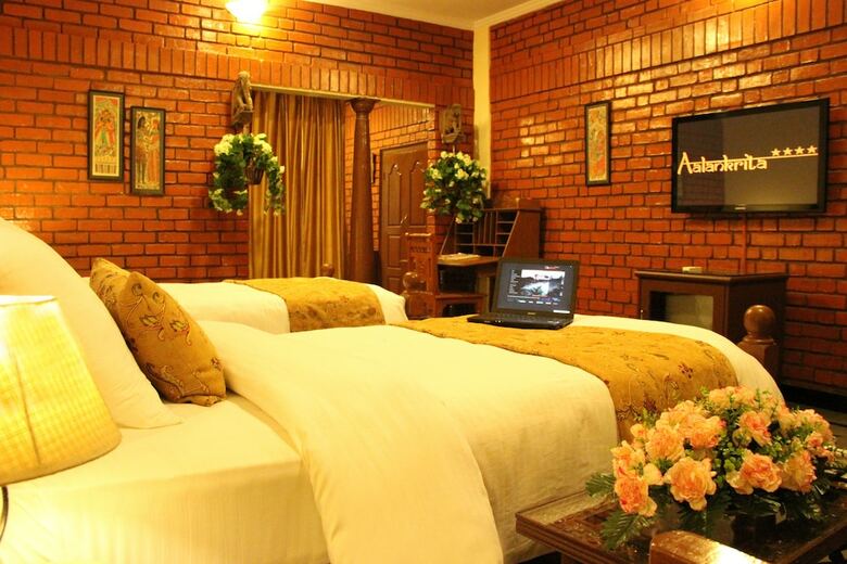 Hotel Aalankrita Resort And Convention